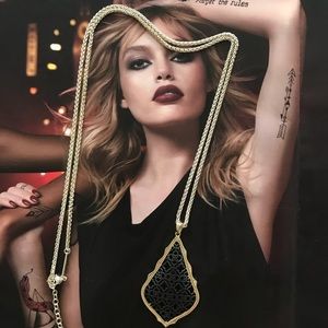 Kendra Scott Necklace